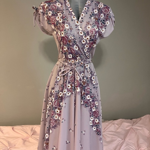 Dresses & Skirts - Dusty Mauve Floral Wrap Midi Dress with Self-Tie Waist